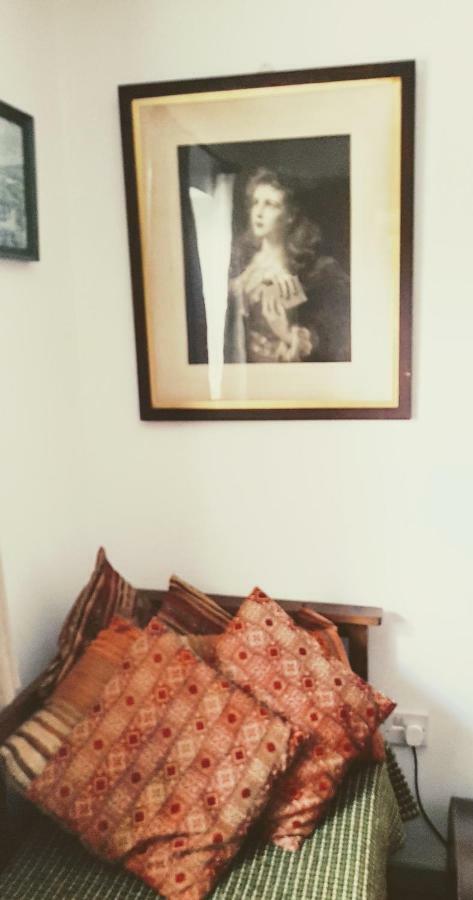 Turrock Cottage Shillelagh Kültér fotó
